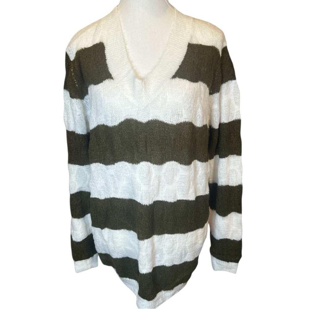 MACARON NWT V-Neck Sweater - White and Dark Green Stripes